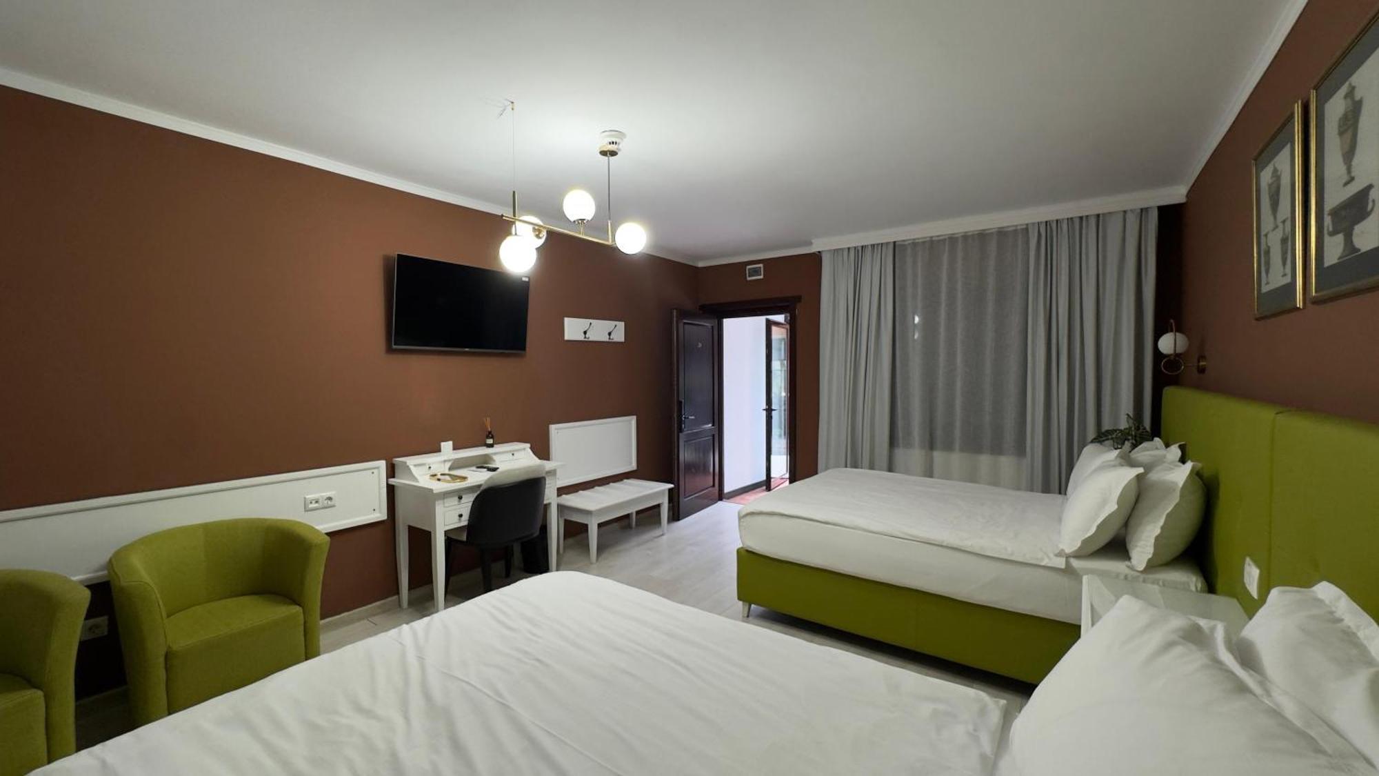 Marabou Resort Brasov Exterior photo