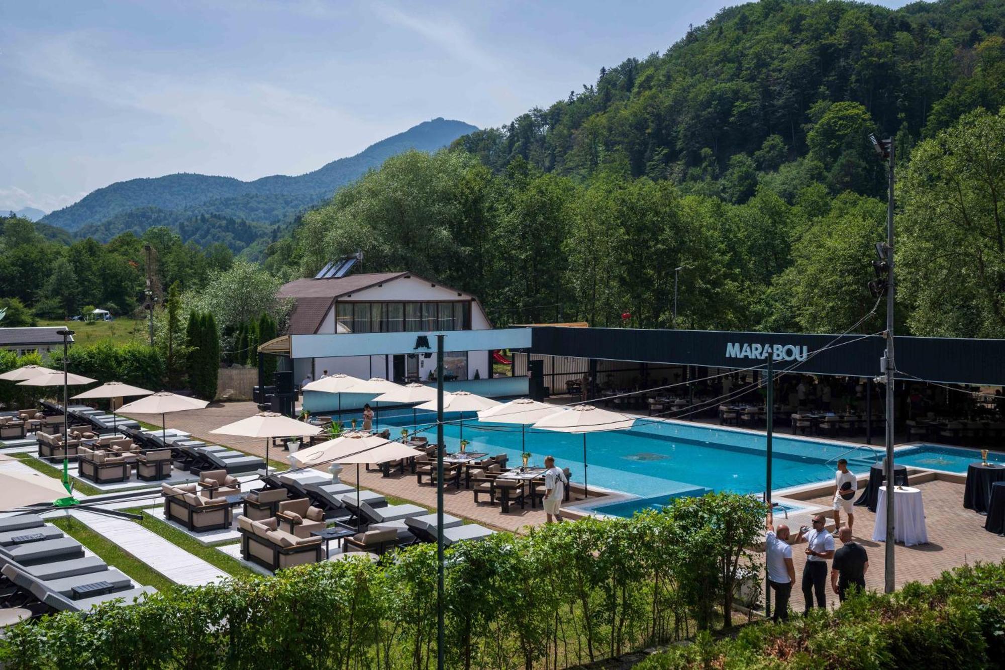 Marabou Resort Brasov Exterior photo