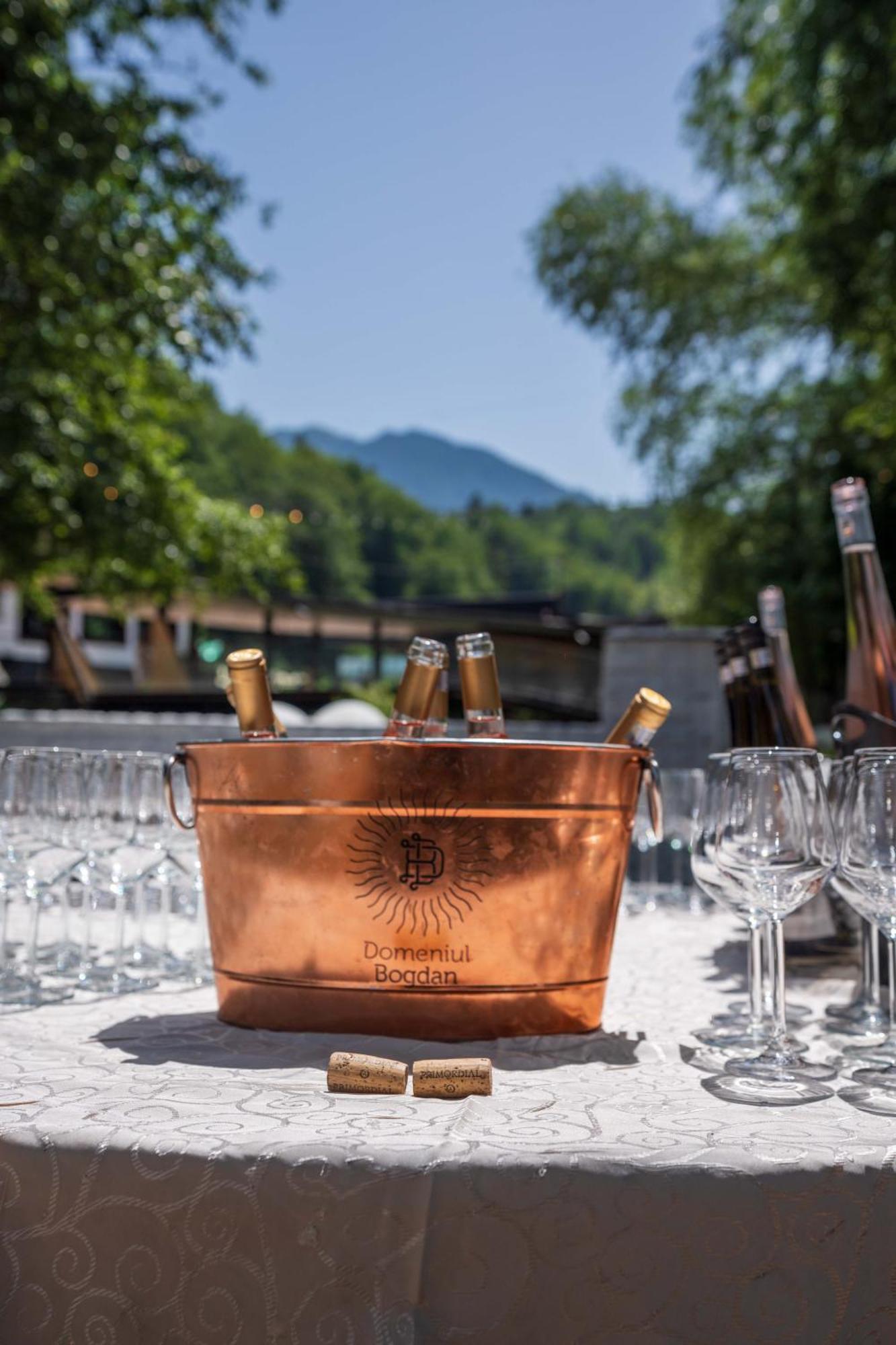 Marabou Resort Brasov Exterior photo