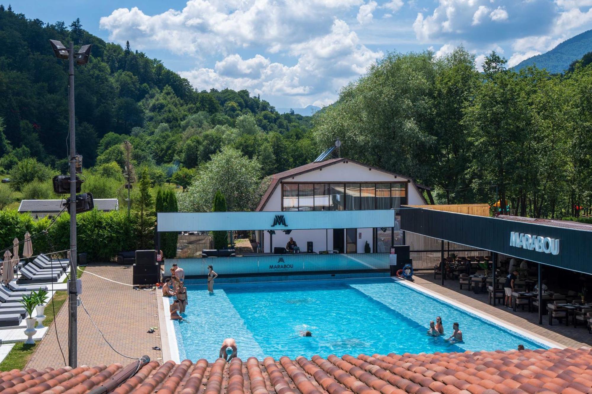 Marabou Resort Brasov Exterior photo