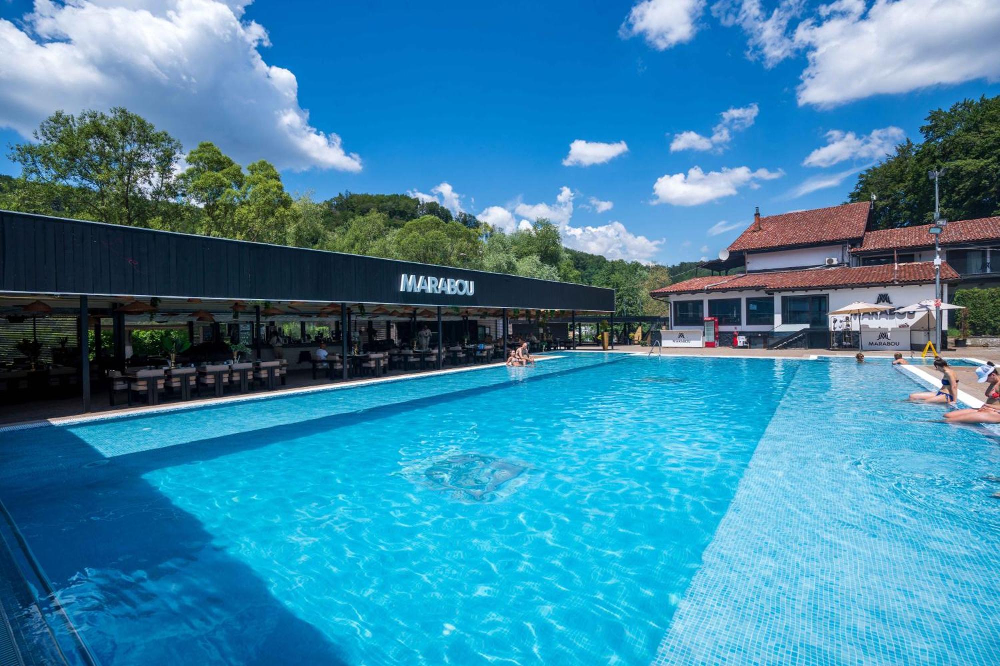 Marabou Resort Brasov Exterior photo